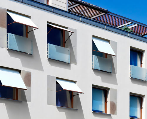 Toldo de Punto Recto Tension